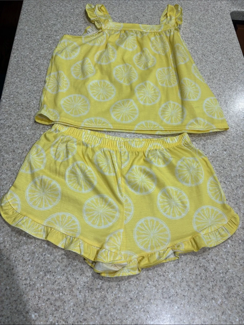Carters size 14 lemon print tank and shorts two piece pajamas